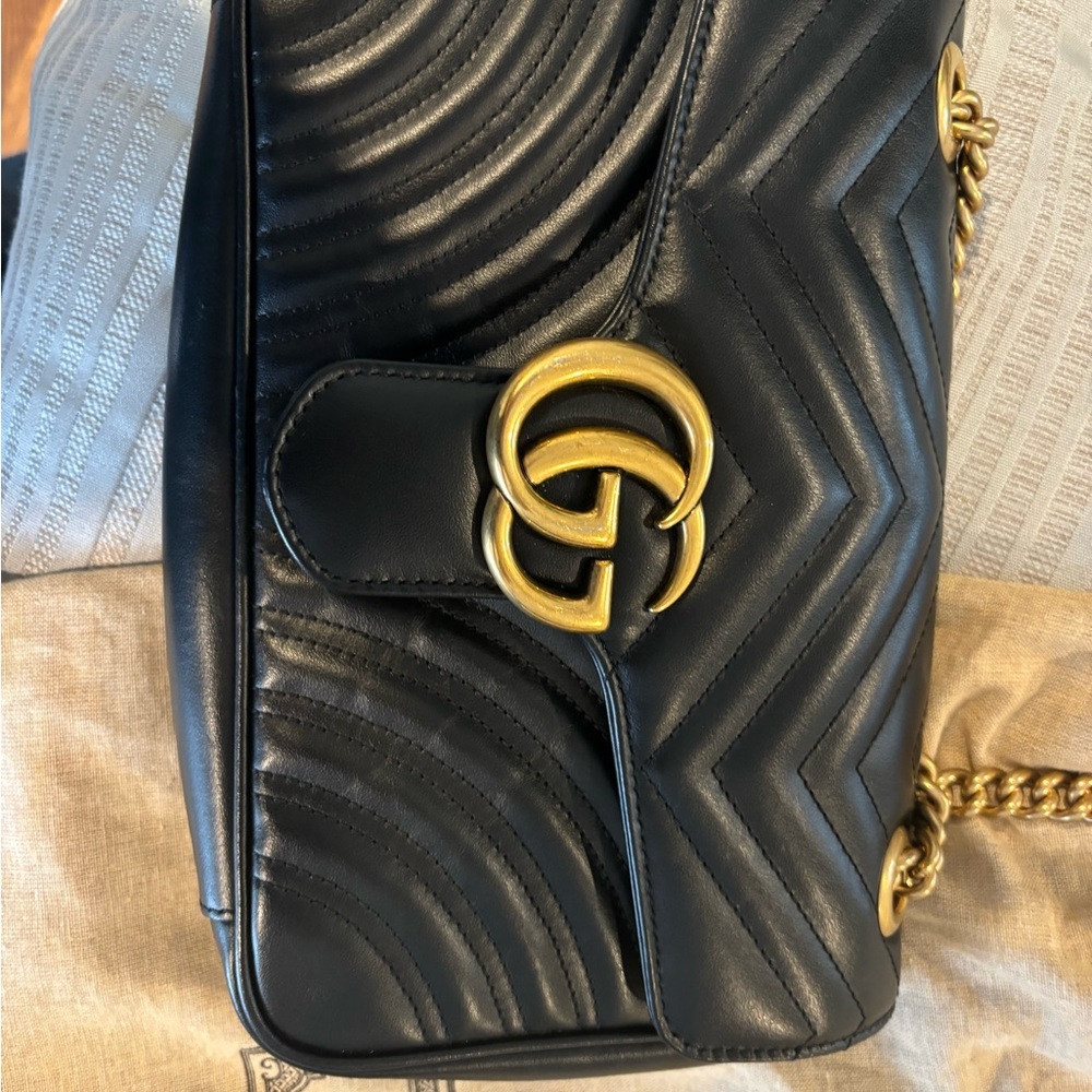 💯 Authentic Gucci Marmont shoulder bag.  Mint condition - Picture 4 of 7